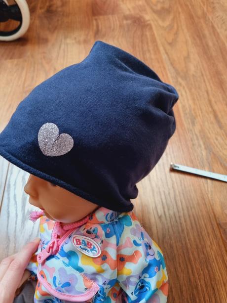 B1690 čiapka, srdiečko, 80