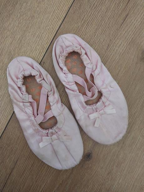 Baletna gymnasticka obuv piskotky, h&m,26