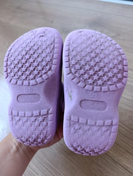 Kroksy (sandále, šľapky) 23, 23