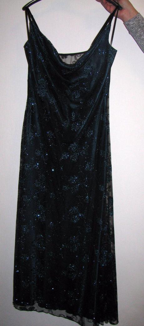 Spoločenské šaty, 44