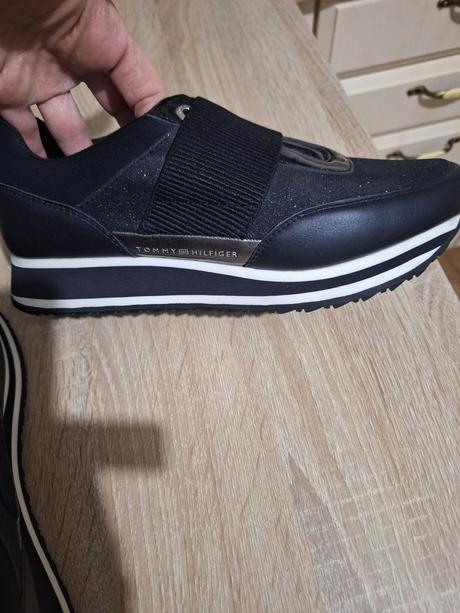 Damske tenisky hilfiger, tommy hilfiger,40