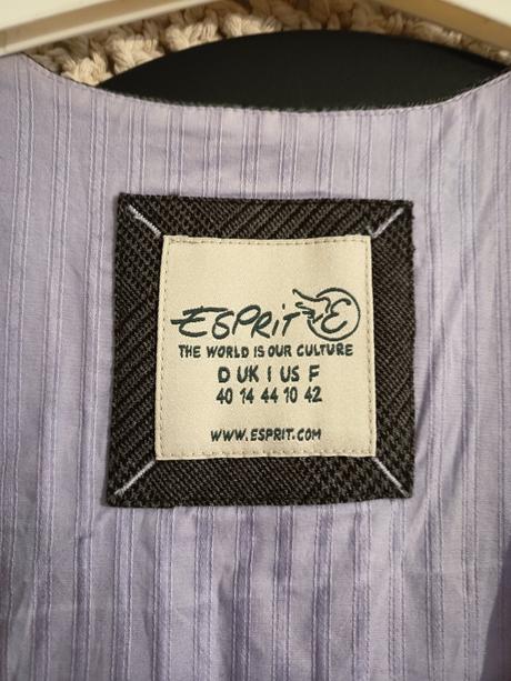 Vesta esprit, esprit,l