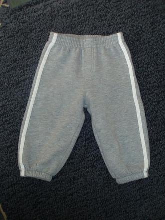 Hrubšie tepláčiky, 74