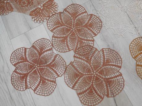 Háčkované dečky do hneda, 