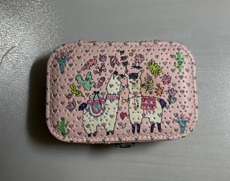 Sperkovnica so zrkadielkom,