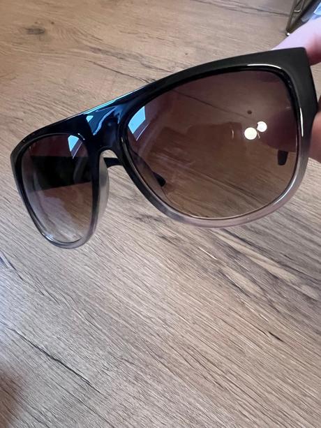 Slnečné okuliare reserved, reserved