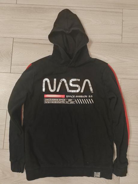 Mikina vo veľmi dobrom stave, 158