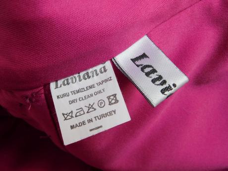 Velmi pekne šaty na slavnost, 40