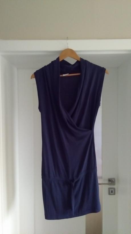 Pohodlné tehotenské šaty, 36