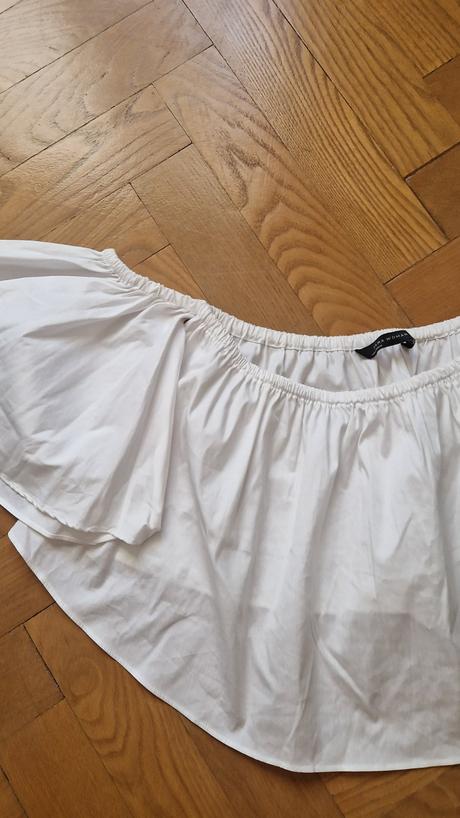 Top s odhalenymi ramenami zara, zara,m