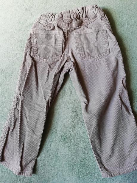 Menčestrove nohavice, 104