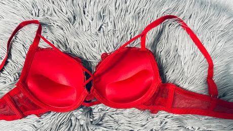 Sexy push up podpsenka sinsay, sinsay,70b