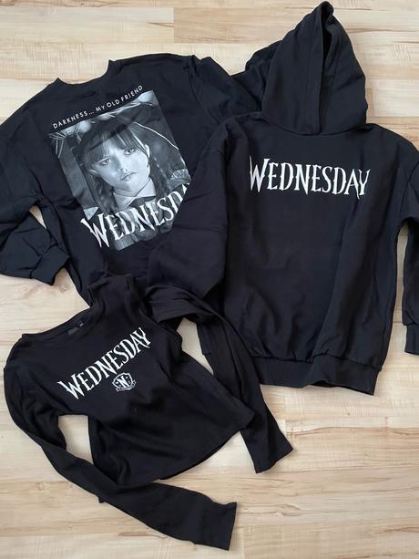 Dievčenské mikiny + tričko wednesday cena s poštou, takko,140 / 146 / 152 / 158 / 164
