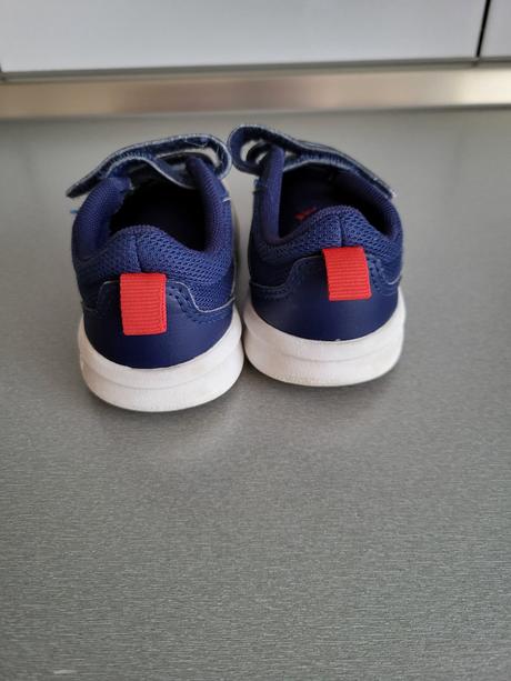 Tenisky + doporučené poštovné, adidas,24
