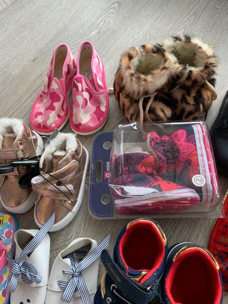 Detske topanky rozne velkosti, 