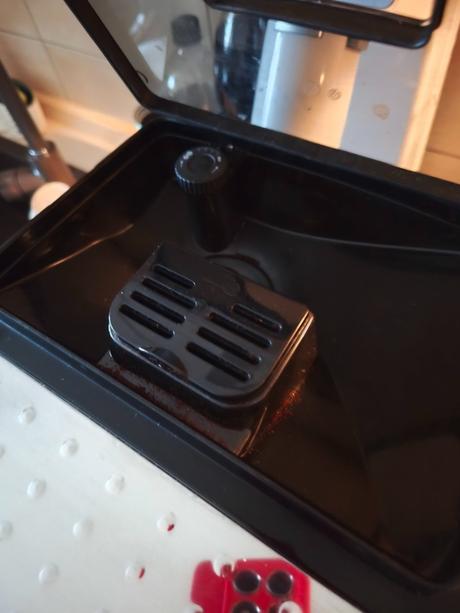 Plnoautomatický kávovar delonghi, 