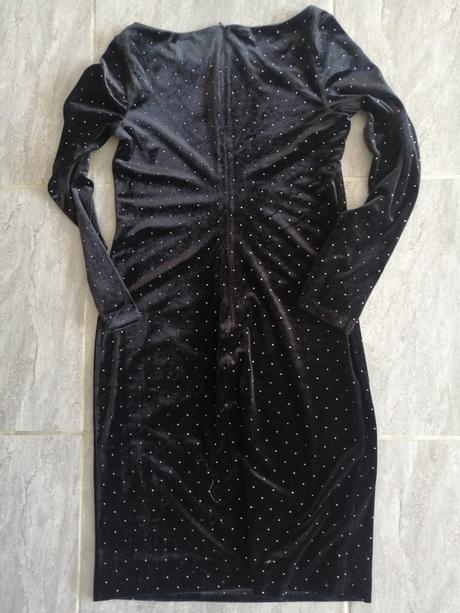 Šaty reserved bodkované zamat,v34-36,podš.,elast., reserved,36