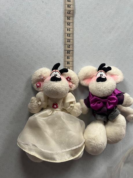 Svadobny podnos a plysaky, 