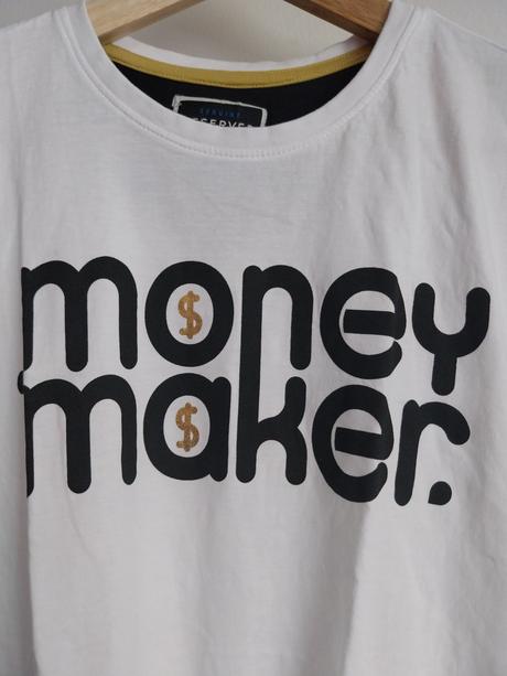 Tricko money, reserved,s