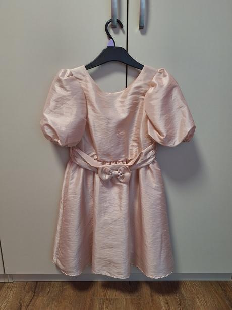 Dievčenské šatočky, sinsay,140