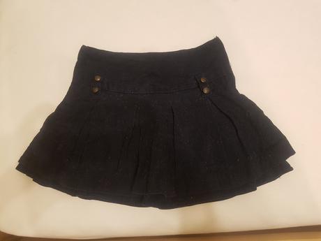 Menčestrová suknička, 104