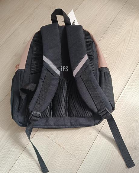 Ruksak 4f,