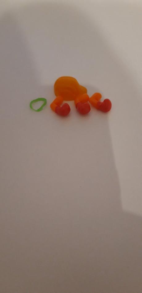 Kinder náhradné diely, 