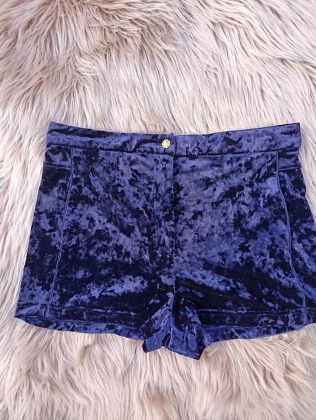 Sexy zamatové šortky, topshop,l