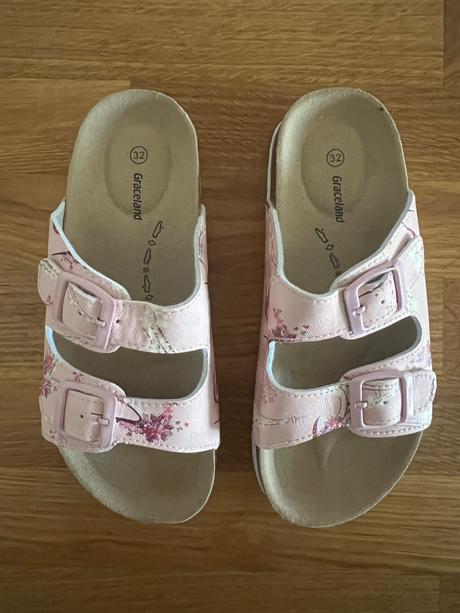 Nenosené šlapky, graceland,32