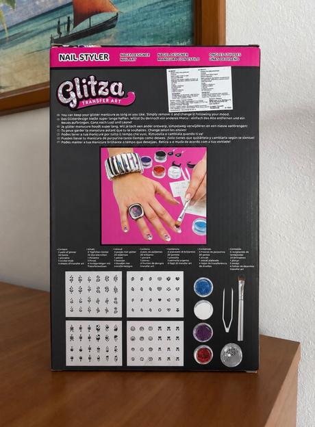 Súprava na zdobenie nechtov, 