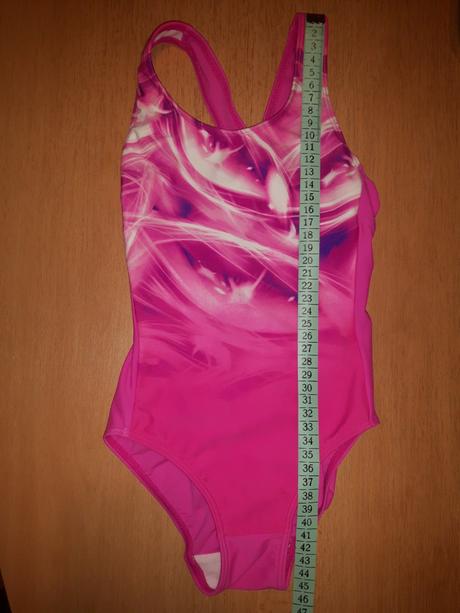 Celé plavky na štíhlu slečnu, f&f,110