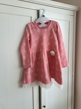 Svetrikove saty, 104