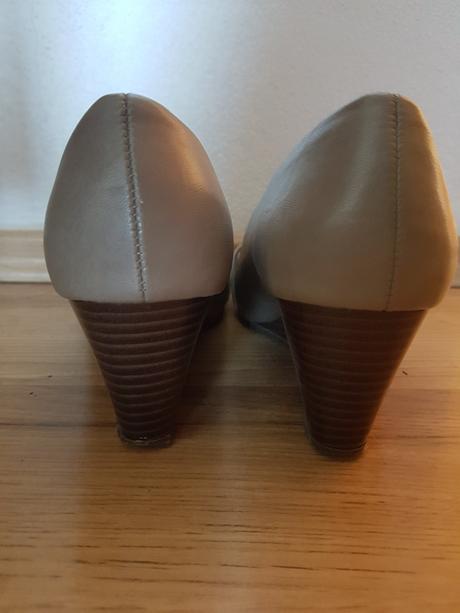 Svetlohnede topanky - stredne vysoke - rozne, 40