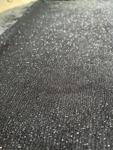 Cierne trblietave nohavice volne zvonove, sinsay,s