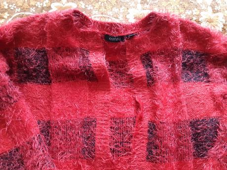 Červený sveter, esmara,38