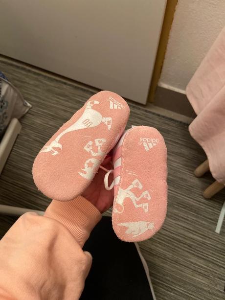 Capačky adidas, adidas,19