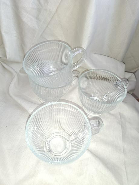 Set 4roch veľkých šálok, 