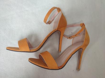 Sandálky, 36