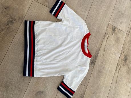 Biely crop top, s