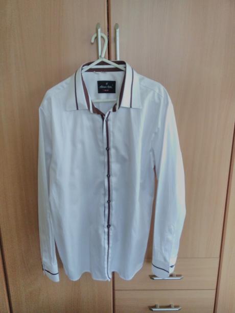 Spoločenská košeľa, 43