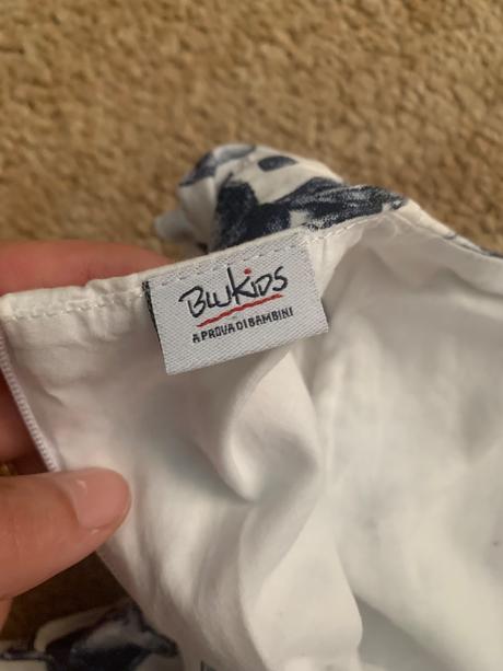 Nadherne saty s bohatou tylovou spodnickou, 74