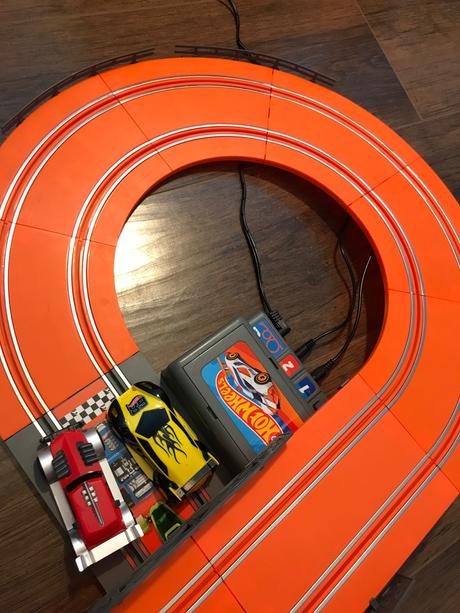 Hot wheels pretekarska draha, 