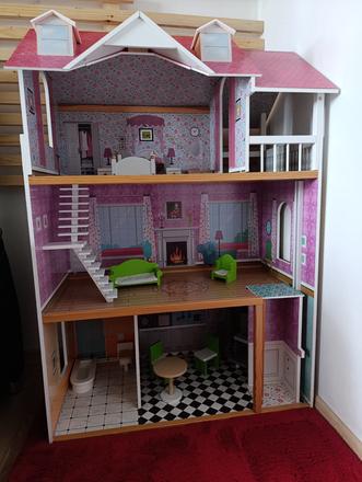 Domček pre bábiky/barbie,