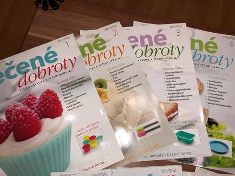 18k pecene dobroty so slilikonovym prislusenstvom, 