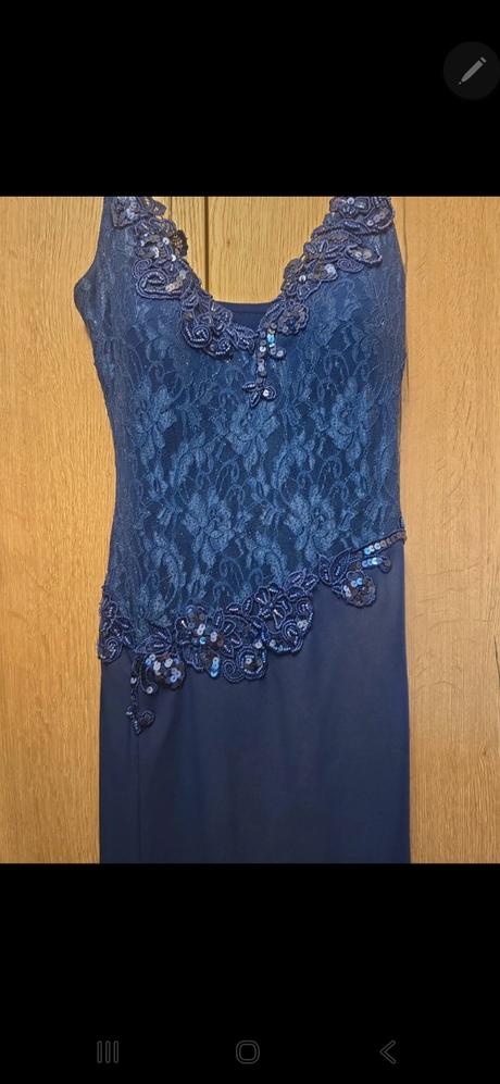 Spoločenské šaty, m