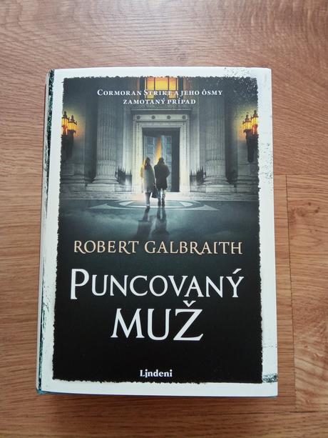 Robert galbraith - puncovaný muž,