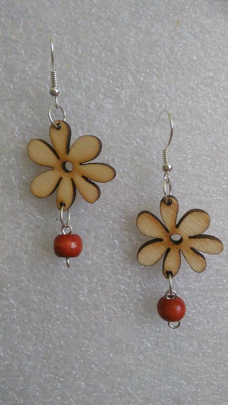 Náušnice drevené,