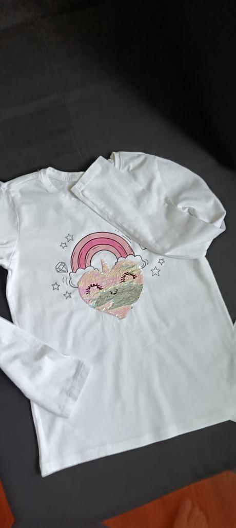 Tričko s glitrovaným srdiečkom, 140