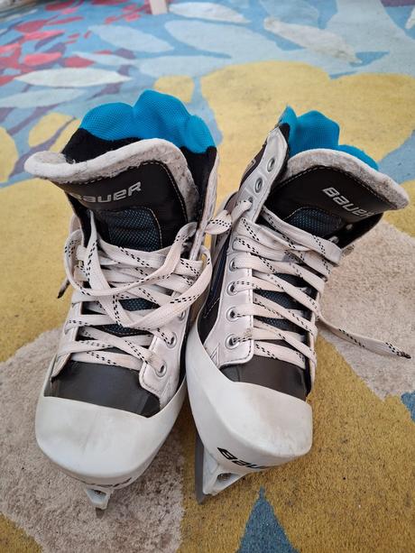 Brankarske korcule bauer, vel. 38 - vyborny stav, bauer,38