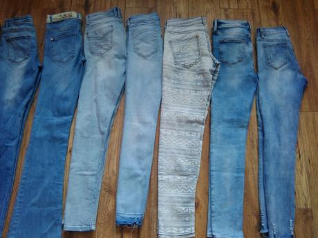 Kvalitné svetlomodré rifle, s